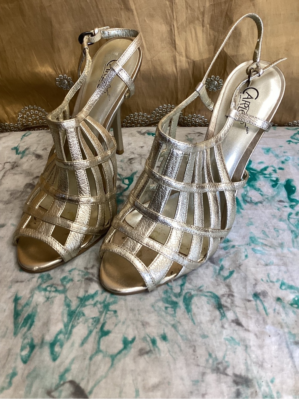 Carlos by Carlos Santana Gold Metallic Cage Platino High Heel Sandals EUC 8M
